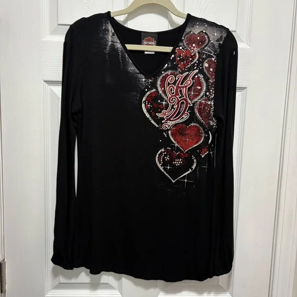 Harley-Davidson Black Long-Sleeve V-Neck Top with Red Heart Embellishments Y2K - Picture 3 of 15